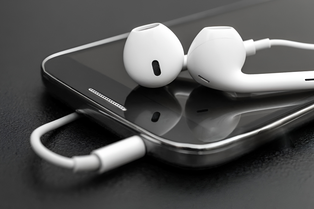 Mobile phone accessory